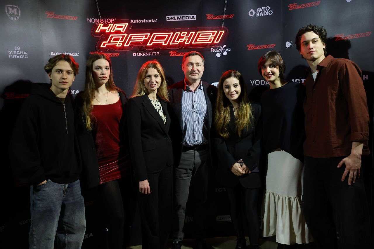 Перший український пригодницький екшн про автоперегони «На драйві» уже в кінотеатрах