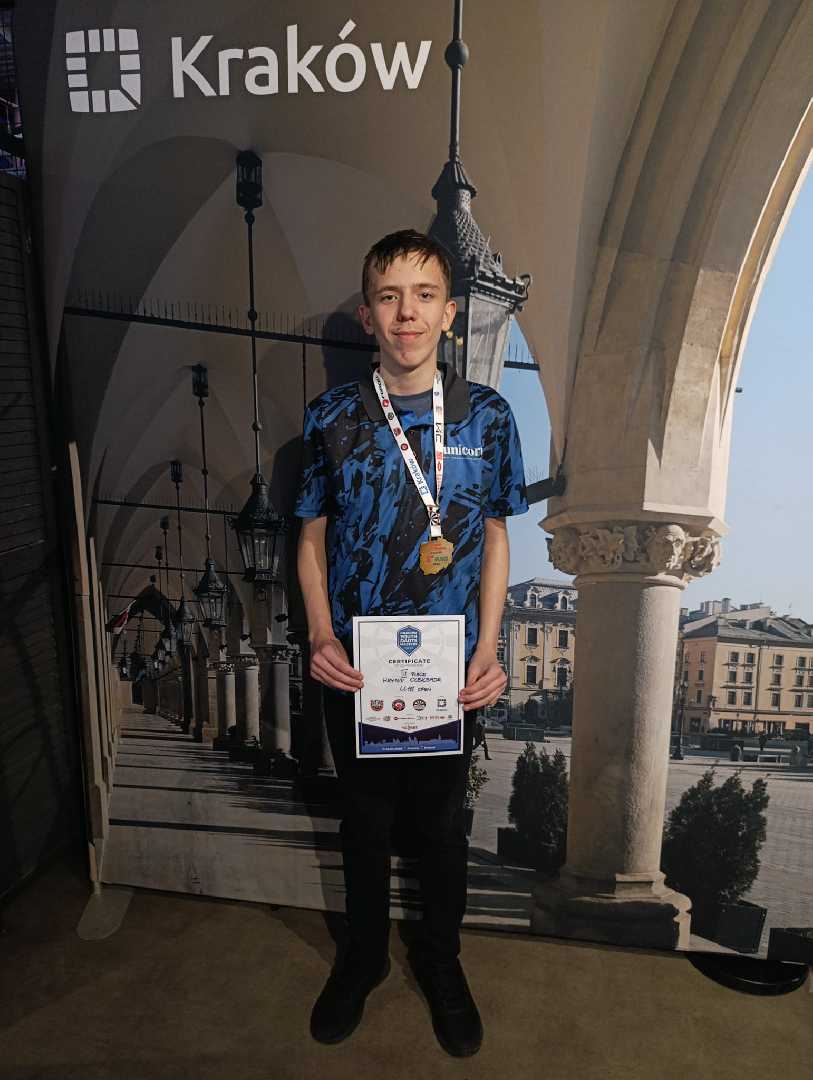 13-річний дартсмен Олександр Гринів із Шептицького здобув «бронзу» та «срібло» на міжнародному турнірі Cracow Youth Darts Masters 2026 у Кракові