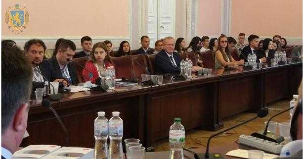 Виклики для системи освіти розглянули під час Міжнародного освітнього форуму