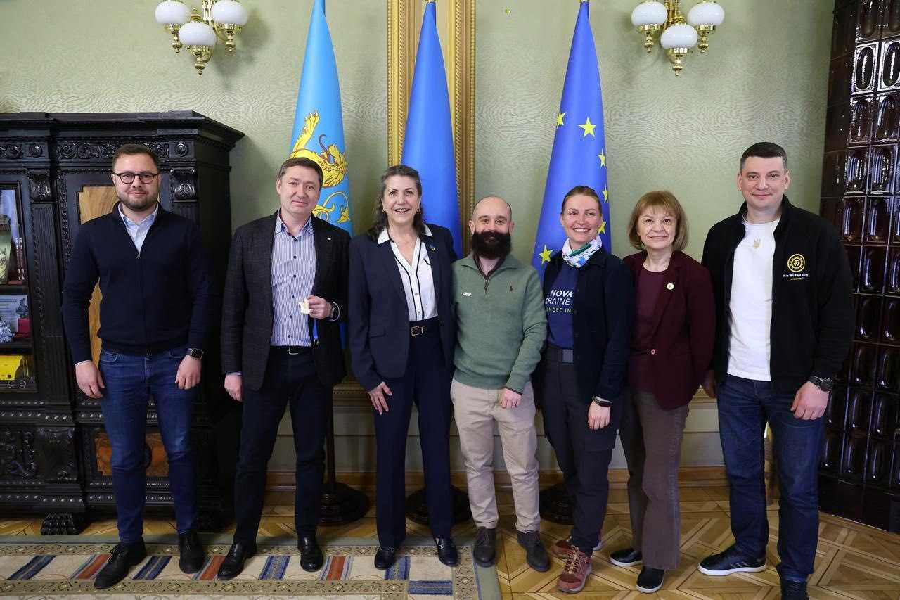 Львівщина розширює міжнародну співпрацю: в ЛОДА зустрілися з представниками організації «Nova Ukraine»