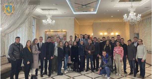 На установчих зборах затвердили склад молодіжної ради при Львівській ОДА